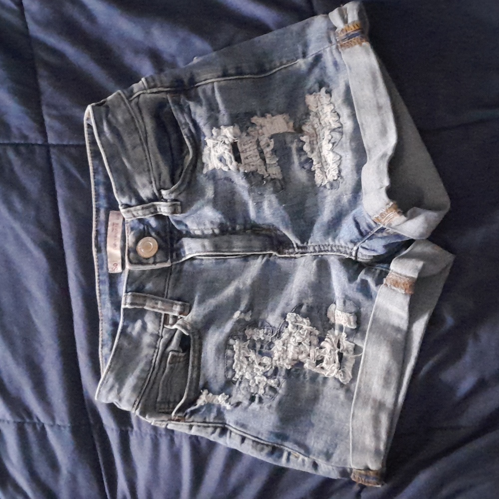 "So" Hi-Rise Short Shorts 0/24
